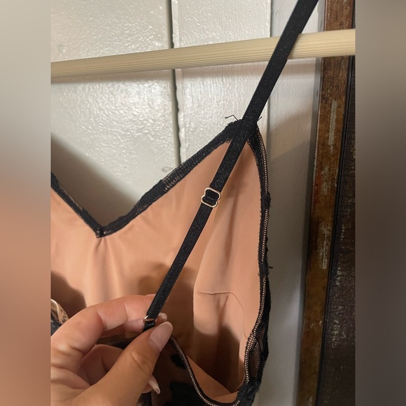 For love and lemons bodysuit size D - Picture 7 of 7